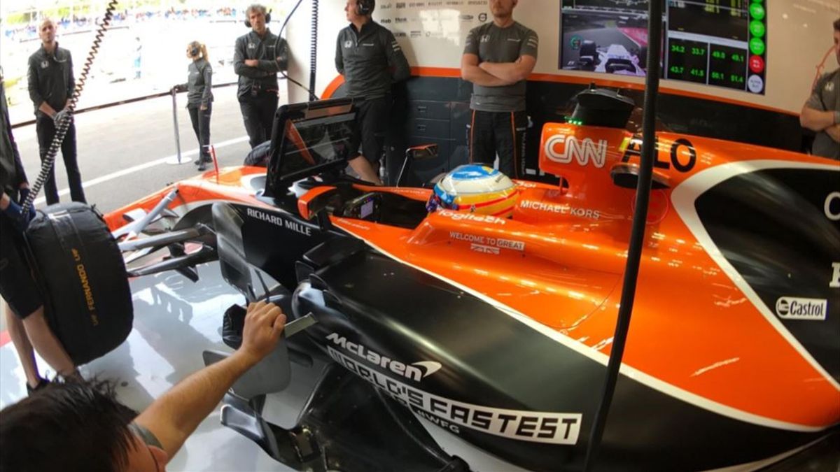 Fernando Alonso (McLaren-Honda) en el circuito de Spa