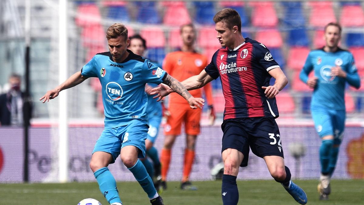 Serie A Bologna Spezia 4 1 Le Pagelle Bene Orsolini E Svanberg Gyasi Si Perde Eurosport