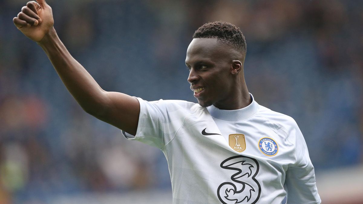 Edouard Mendy of Chelsea applauds the fans after the Premier League match between Chelsea and Watford at Stamford Bridge on May 22, 2022 in London, United Kingdom