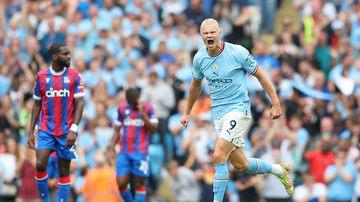 Erling Haaland of Manchester City celebrates their sides second goal during the Premier League match between Manchester City and Crystal Palace at Etihad Stadium on August 27, 2022 in Manchester, England. (Photo by Jan Kruger/Getty Images)