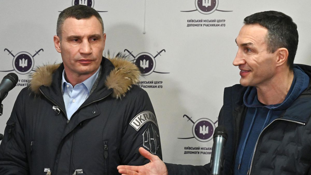 A Klitschko-testvérek hajlandóak háborúba menni Ukrajnáért.