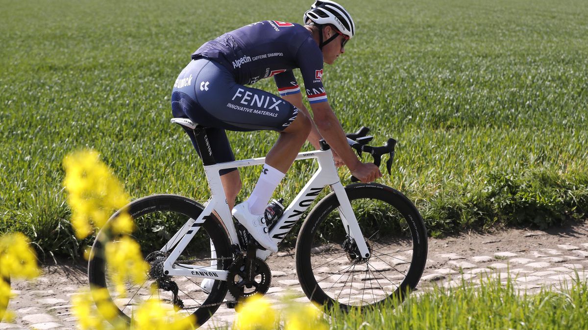 Parijs-Roubaix is dit jaar het hoofddoel van Mathieu van der Poel.