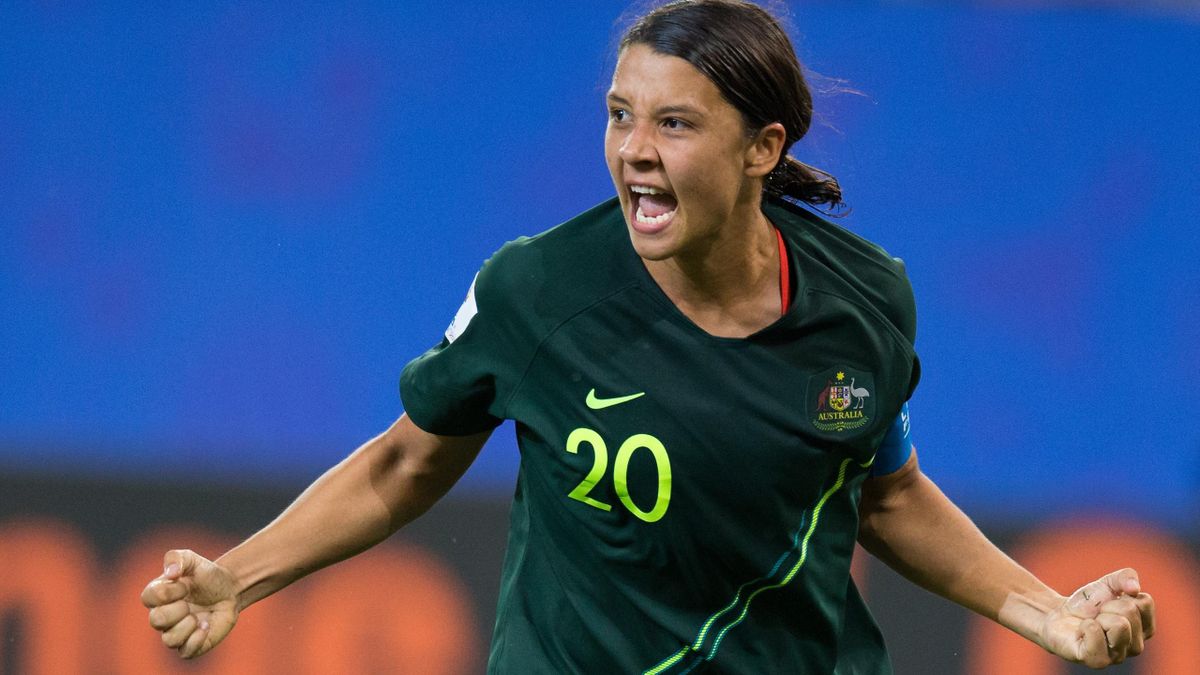 Women's World Cup Sam Kerr strikes four times as Australia reach last