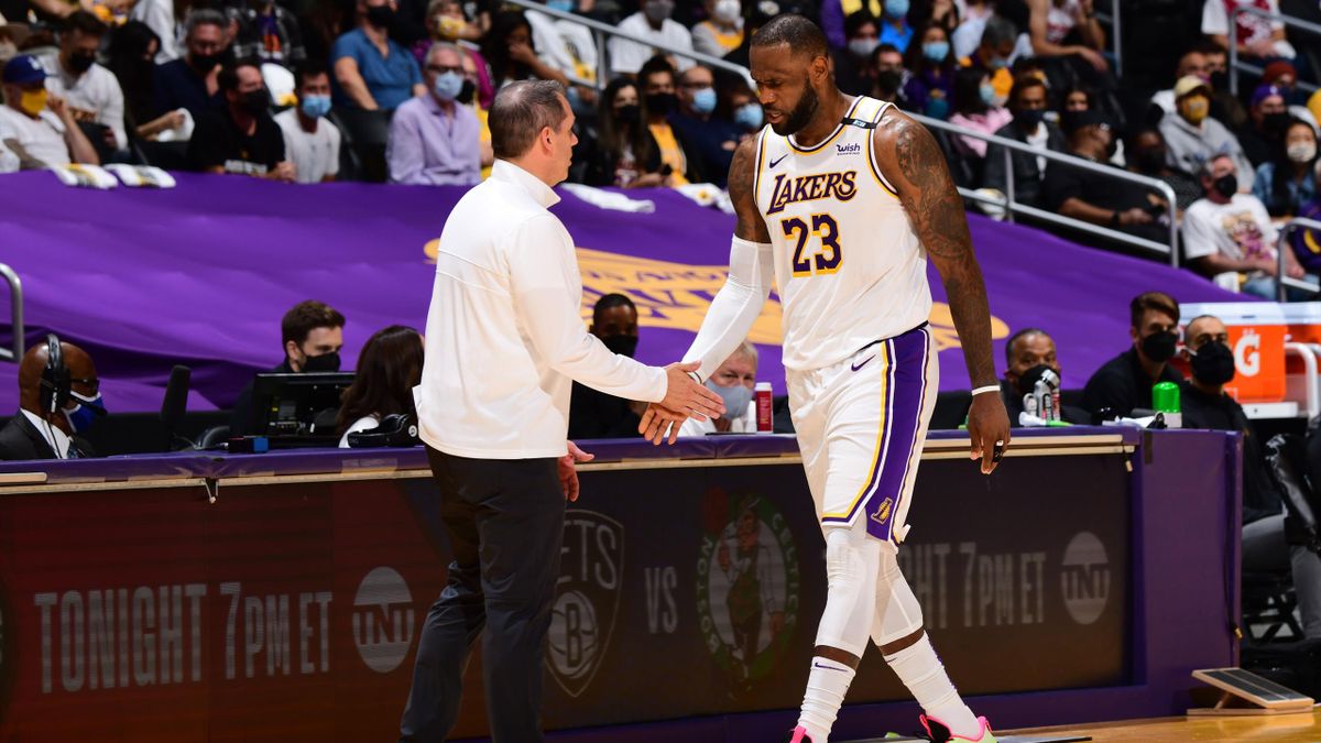 ead Coach Frank Vogel of the Los Angeles Lakers talks with LeBron James #23 during the game against the Phoenix Suns during Round 1, Game 4 of the 2021 NBA Playoffs on May 30, 2021