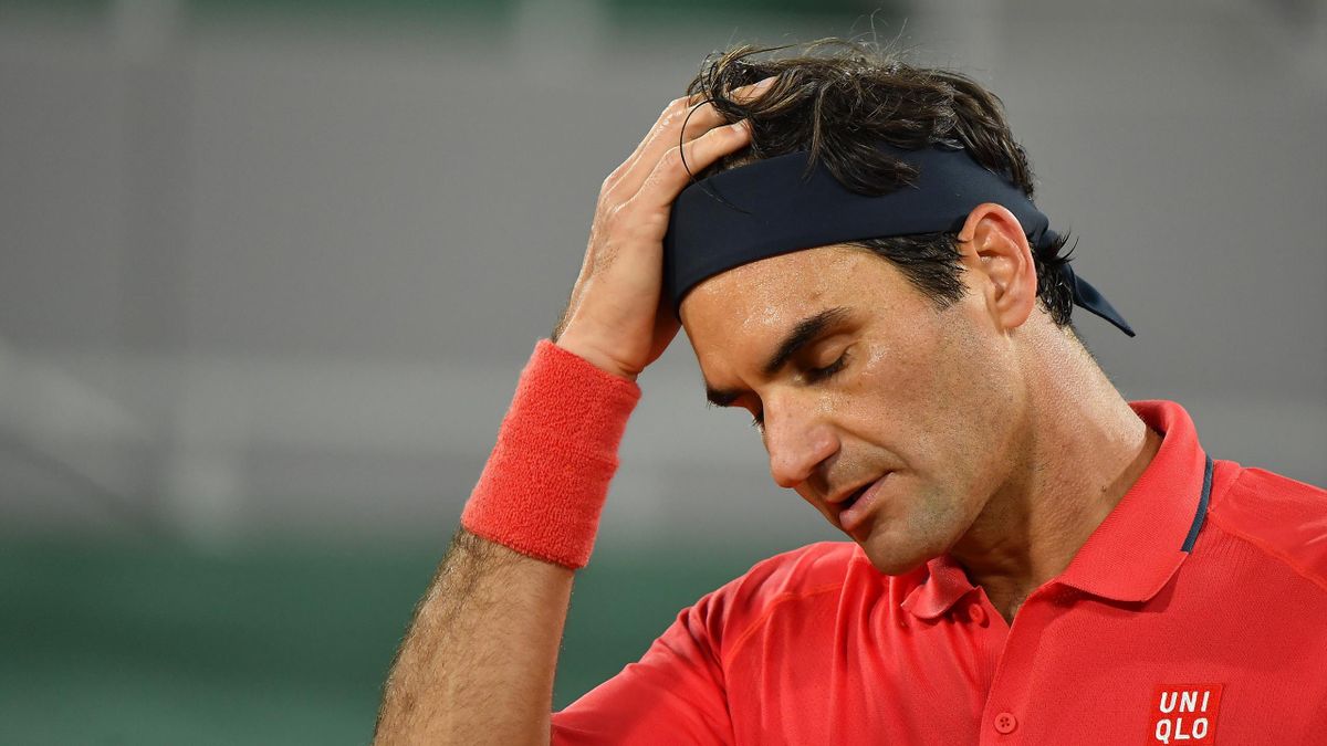 Roger Federer of Switzerland reacts during his Men's Singles third round match against Dominik Koepfer of Germany on day seven of the 2021 French Open at Roland Garros on June 05, 2021 in Paris