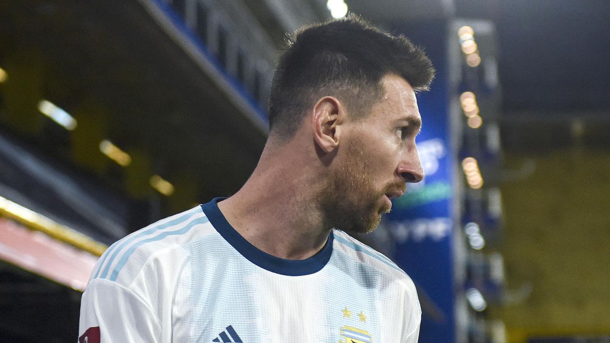 Lionel Messi of Argentina looks on during a match between Argentina and Paraguay