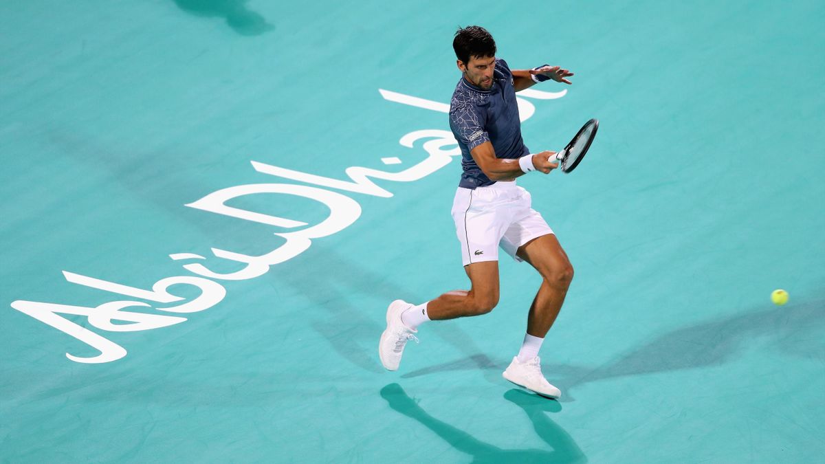 Novak Djokovic en el torneo de exhibición de Abu Dabi