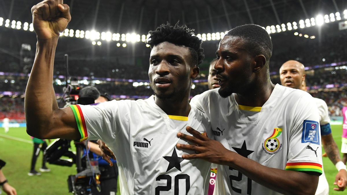Mohammed Kudus of Ghana celebrates with teammates after scoring their team's third goal during the FIFA World Cup Qatar 2022 Group H match between Korea Republic and Ghana at Education City Stadium on November 28, 2022 in Al Rayyan, Qatar.