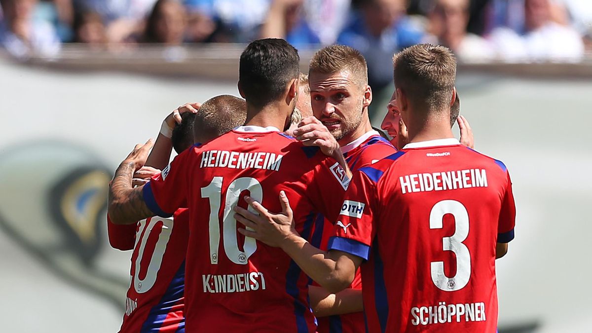 Der 1. FC Heidenheim hat in der 2. Bundesliga den zweiten Sieg im zweiten Spiel gefeiert