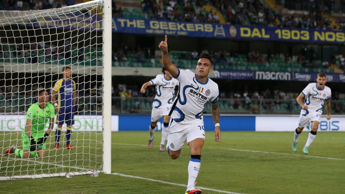 Lautaro Martinez of Inter Milan celebrates after scoring vs Verona, Serie A, Stadio Marcantonio Bentegodi, Verona, Italy, August 27, 2021