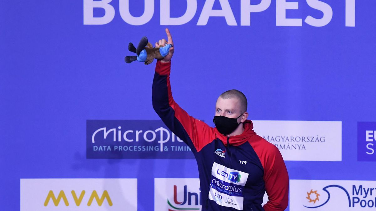 Adam Peaty poses with his gold medal, European Aquatics Championships, Duna Arena, Budapest, May 18, 2021