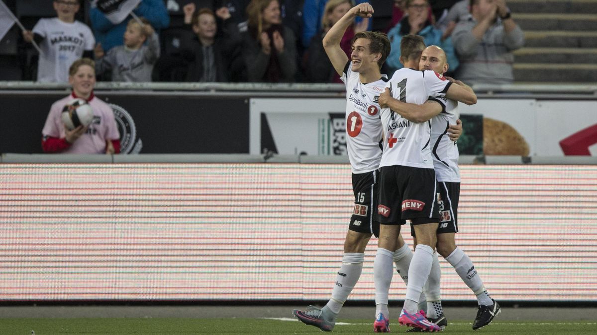Oddjubel i eliteseriekampen i fotball mellom Odd og Ålesund på Skagerak Arena.