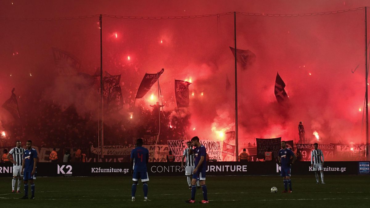 PAOK fans.
