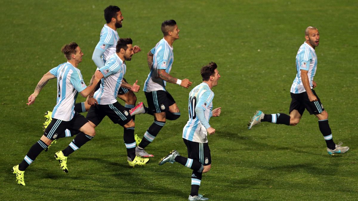 Copa Tevez erlöst Messi und Argentinien im ...