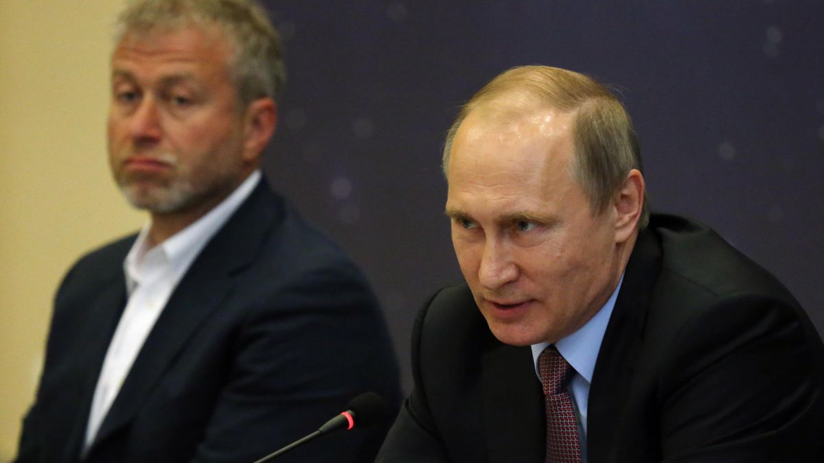 Poetin en Abramovich in 2016