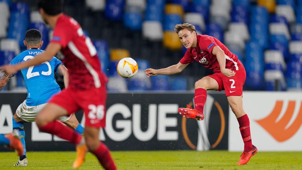 Svensson-assist i Alkmaars bragd i Napoli - Eurosport