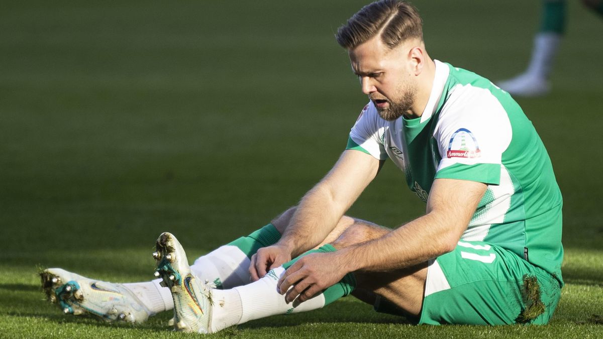 SV Werder Bremen: Niclas Füllkrug fällt mit Wadenproblemen auch gegen ...