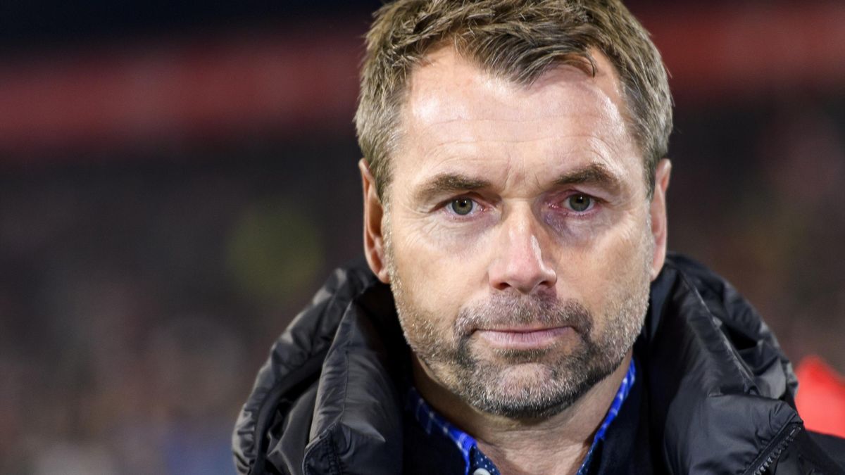 Hsv News Neuer Trainer - Bernd Hollerbach Wohl Neuer Hsv Trainer Eurosport