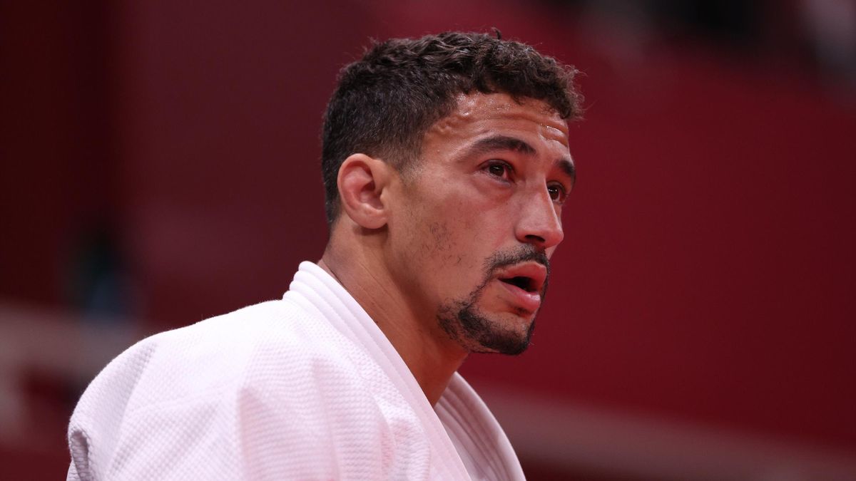 Ashley McKenzie of Great Britain rlooks on in his match with Karamat Huseynov of Azerbaijan during the Men’s Judo 60kg Elimination Round of 32