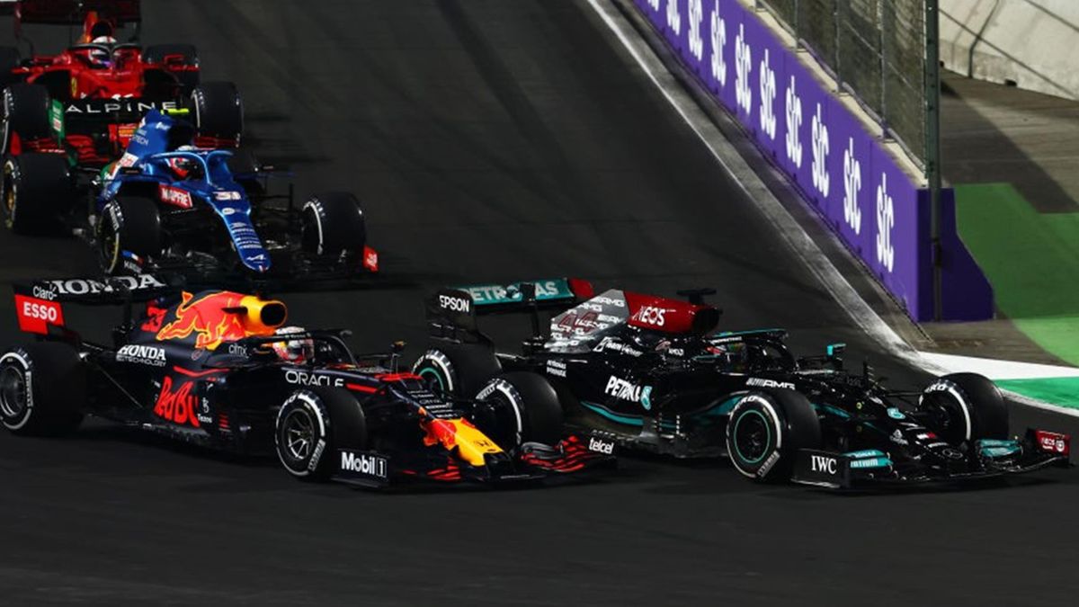 Max Verstappen (Red Bull), Lewis Hamilton (Mercedes) - GP of Saudi Arabia 2021