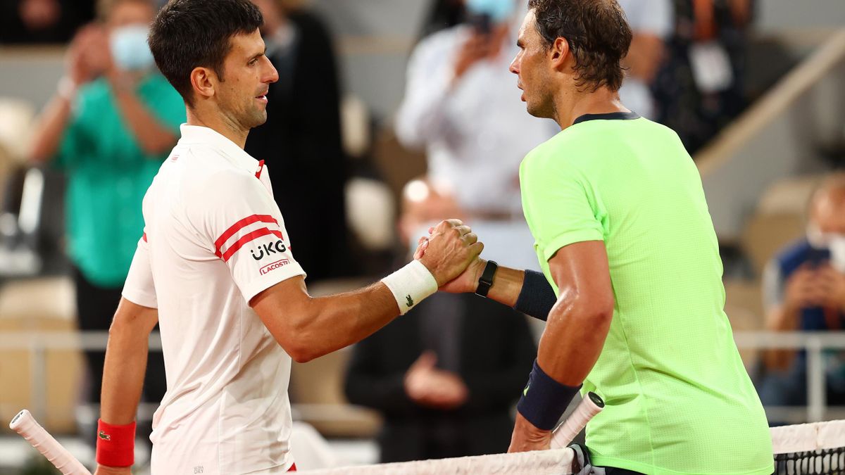 "Djokovic heeft Nadal al meermaals verslagen op grvael", zegt Patrick Mouratoglou.
