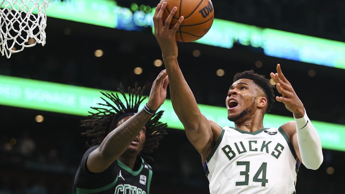 Giannis Antetokounmpo in gara 1 tra Celtics e Bucks, NBA Playoff 2021-22
