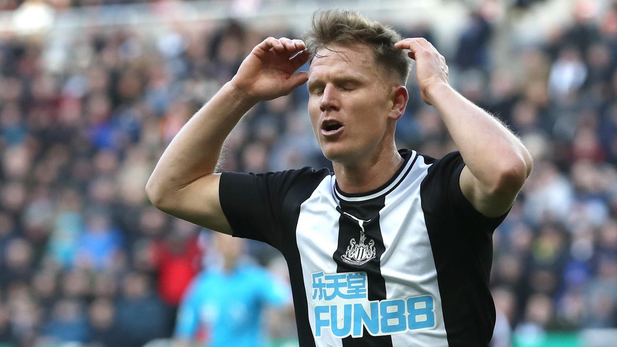 Football News Newcastle Winless In Five After Burnley Stalemate West Ham Get Relieving Win Eurosport