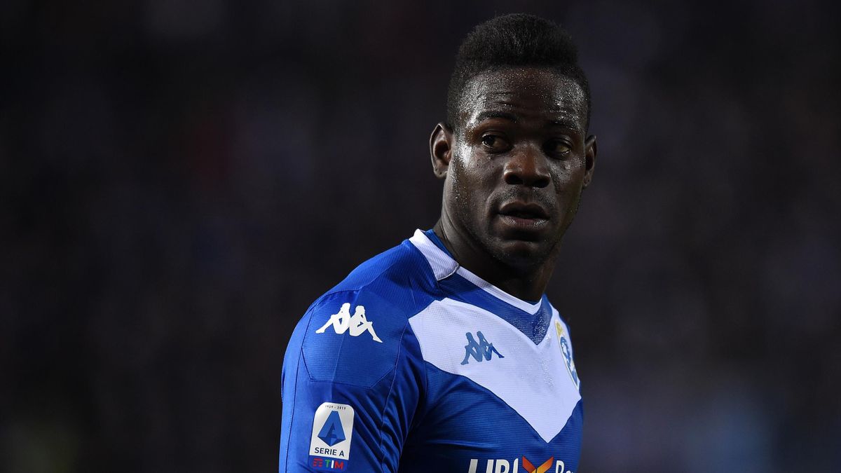 Football News Mario Balotelli Sacked By Brescia After He Fails To Report To Training Reports Eurosport