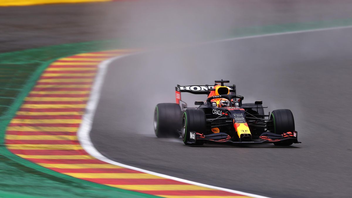 Max Verstappen of the Netherlands driving the (33) Red Bull Racing RB16B Honda during qualifying ahead of the F1 Grand Prix of Belgium at Circuit de Spa-Francorchamps on August 28, 2021 in Spa, Belgium