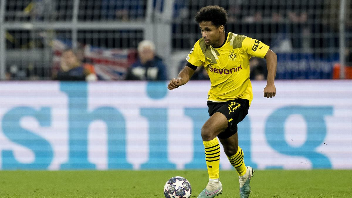 Karim Adeyemi (Dortmund) absent environ trois semaines - Eurosport
