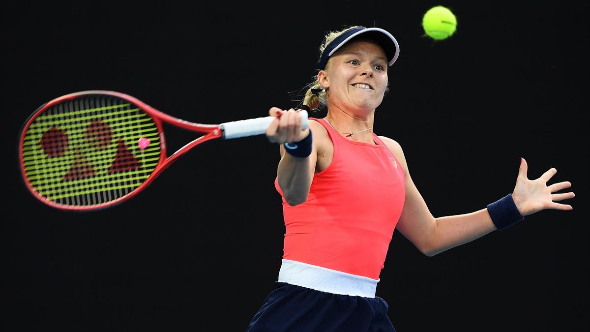 Harriet Dart of Great Britain plays a forehand during her Women's Singles second round match against Simona Halep of Romania on day four of the 2020 Australian Open at Melbourne Park on January 23, 2020