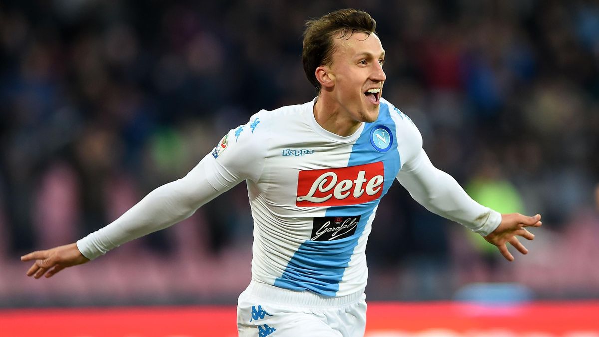 Vlad Chiriches - Trung Vệ Đội Trưởng Của Romania Hành Trình Tỏa Sáng và Ảnh Hưởng