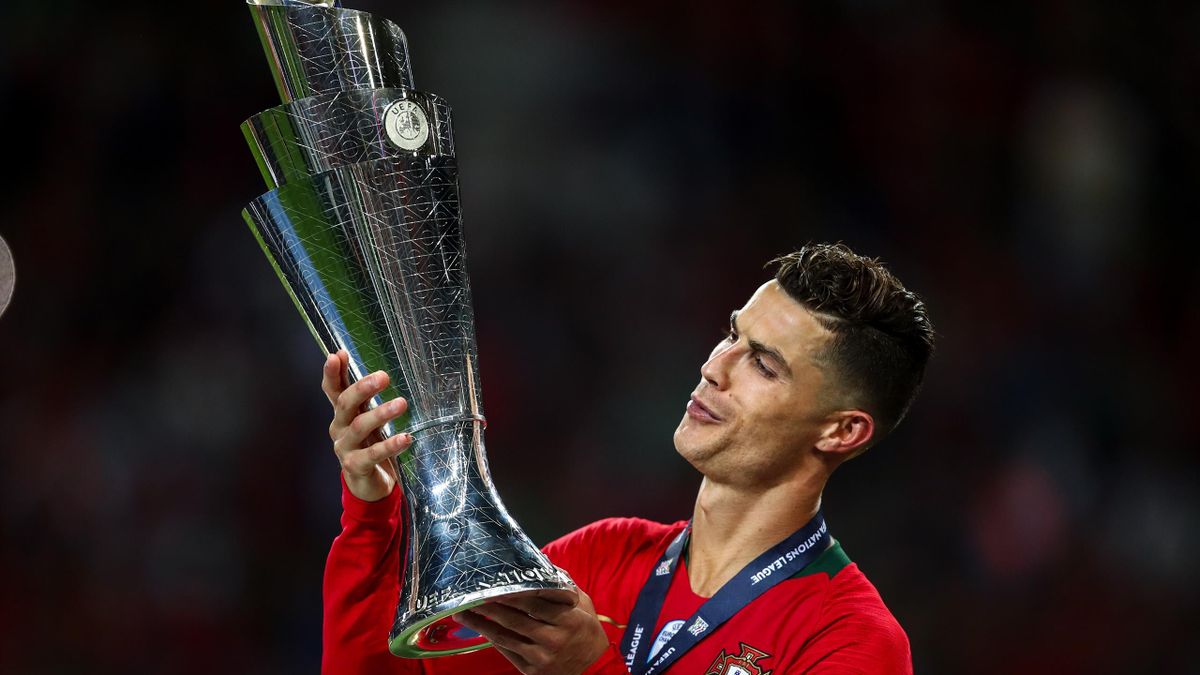 Ronaldo conquista il 30° trofeo in carriera: "Futuro ...