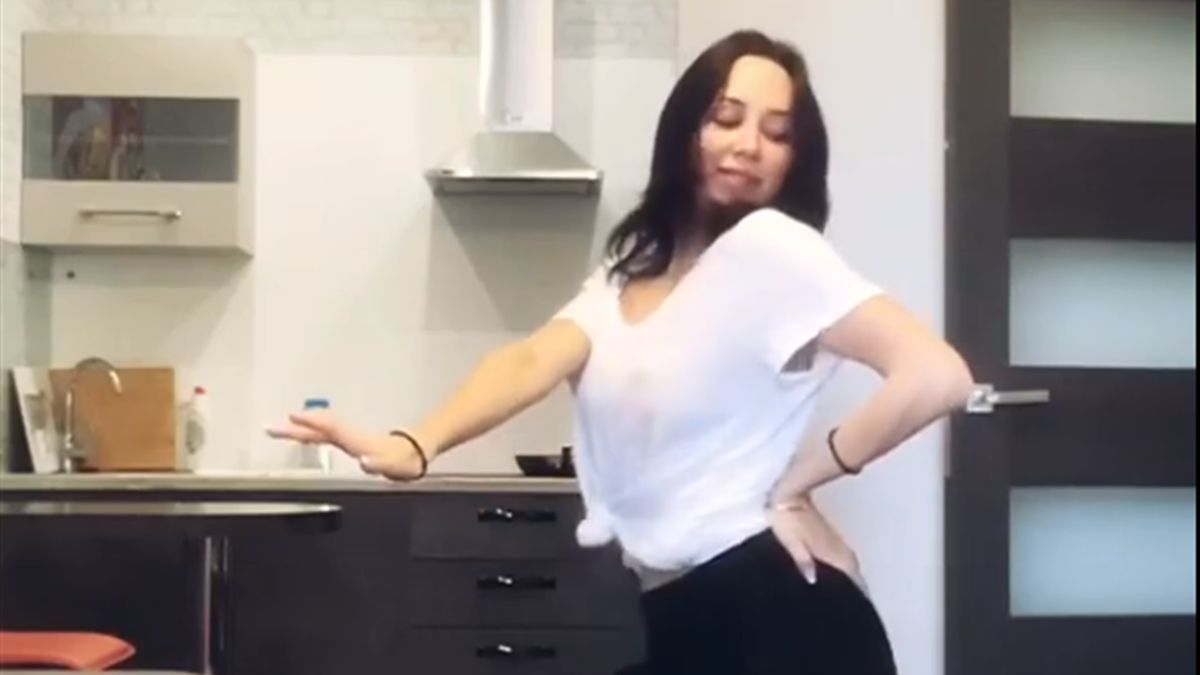Туктамышева танцует