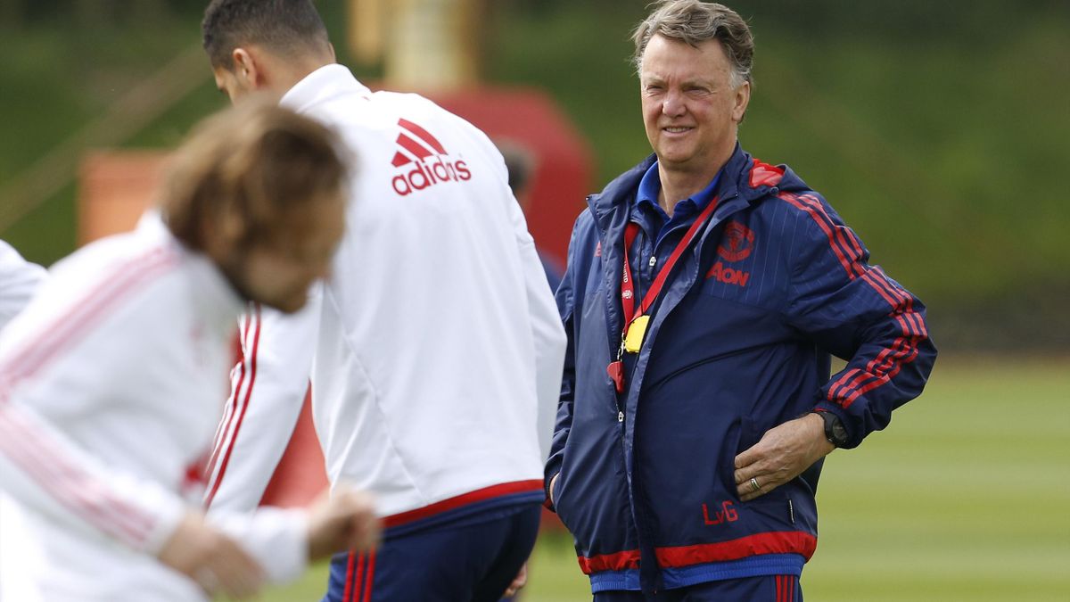 Louis van Gaal: FA Cup win would do more for Manchester United than