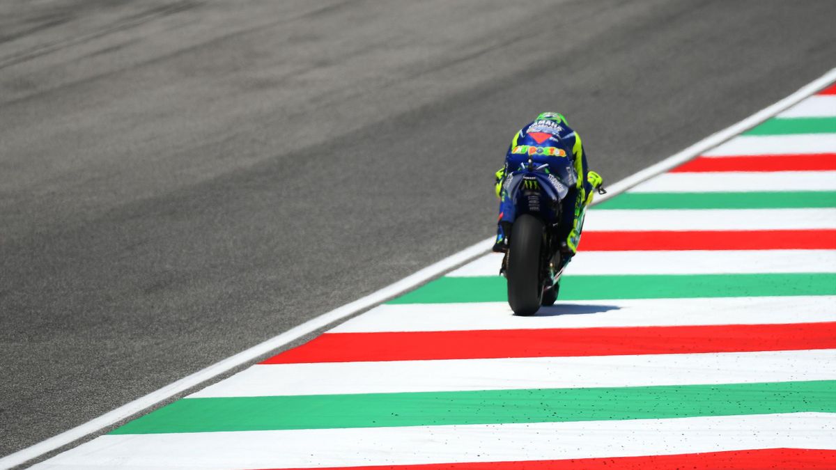 Movistar Yamaha's Italian rider Valentino Rossi competes during the Moto GP qualifying session of the Italian Grand Prix at the Mugello racetrack on June 3, 2017