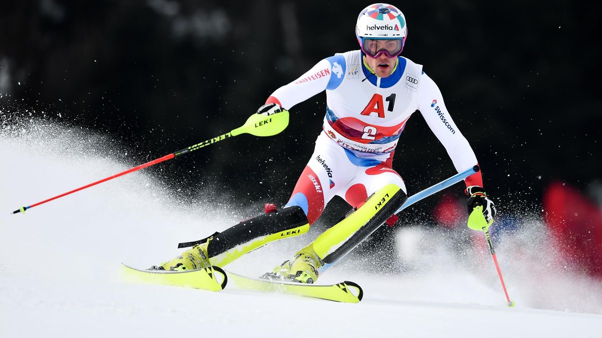 Kitzbühel - Daniel Yule s'impose, Clément Noël sauve le podium - Eurosport