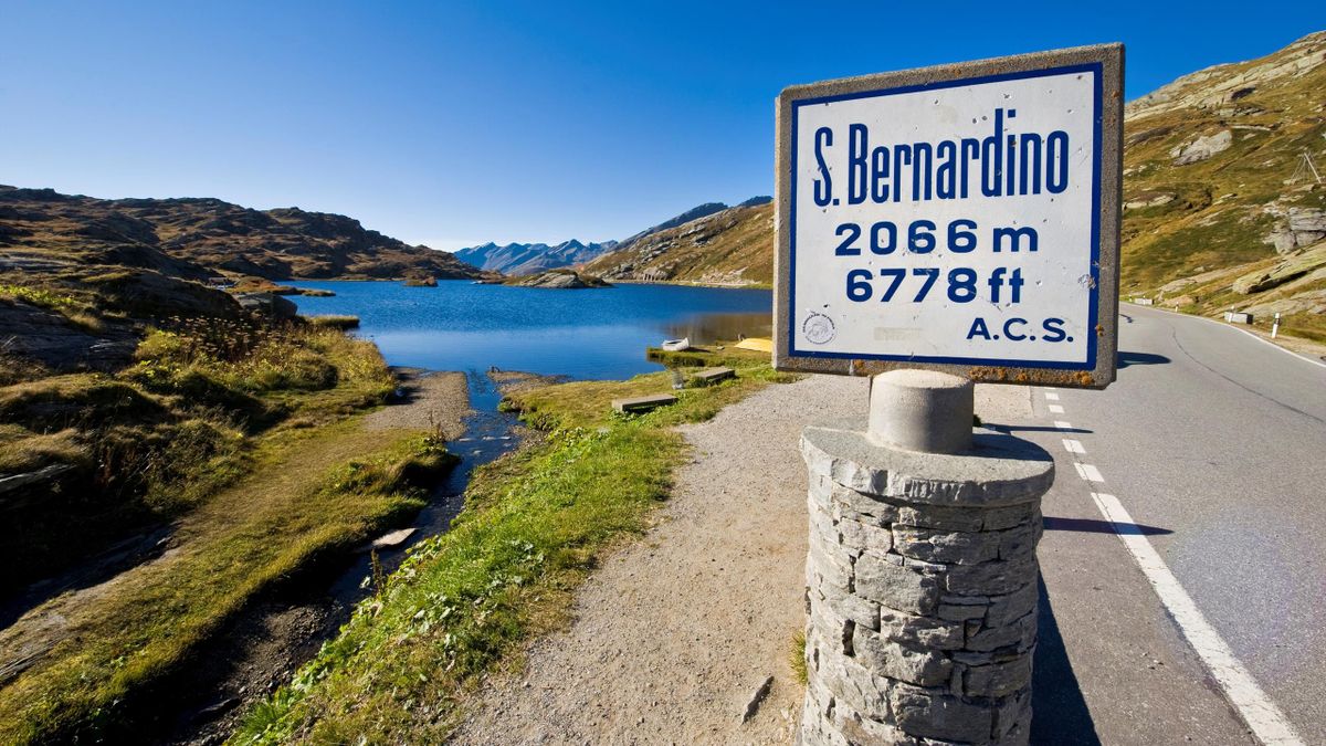 Le Passo San Bernardino, à plus de 2000m, sera un des temps forts de cette fin de Giro 2021.