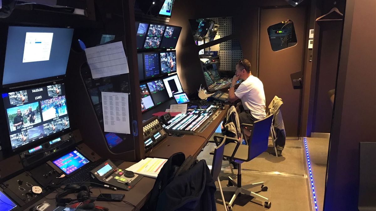 giro eurosport commentators