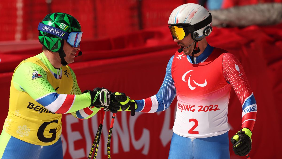 Hyacinthe Deleplace (à droite) et son guide Valentin Giraud Moine, aux Jeux Paralympiques 2022