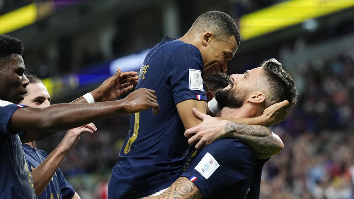 Qatar 2022 | Nieuw Frans koningskoppel Mbappé-Giroud geboren - "Ik hou