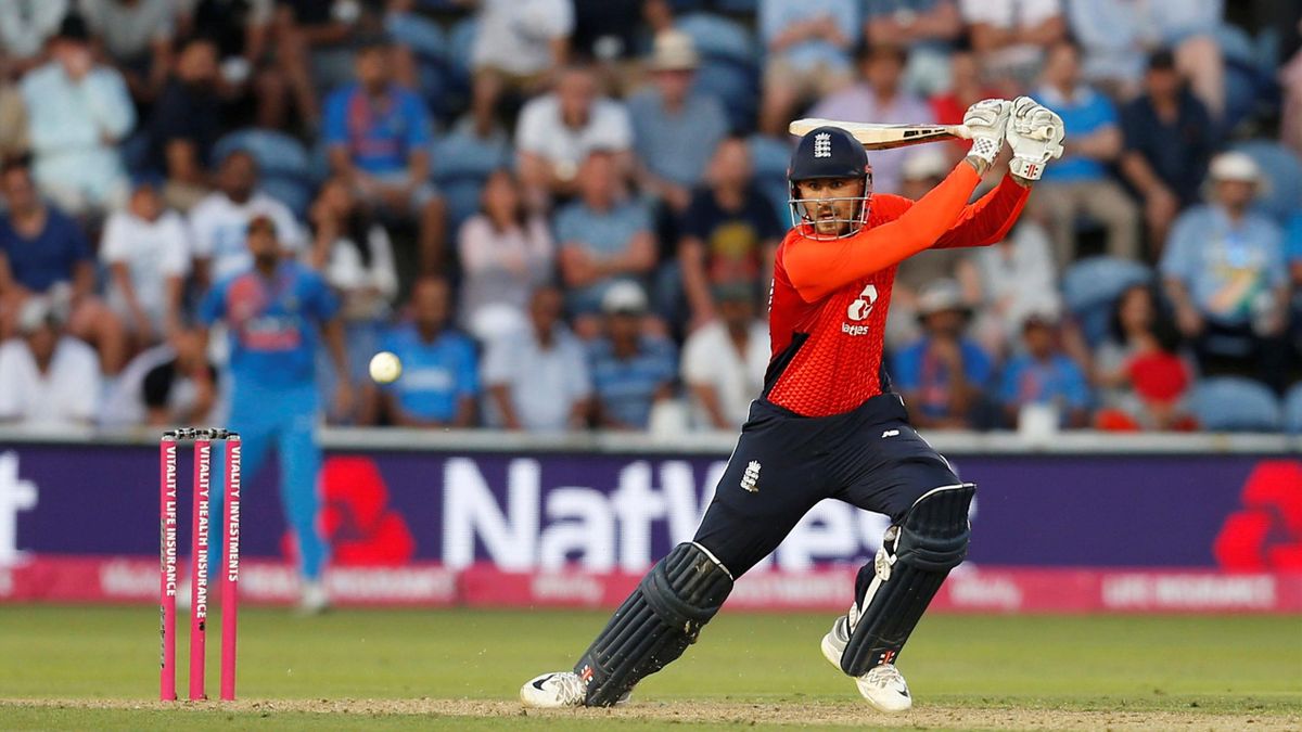 Hales leads England to dramatic win over India Eurosport