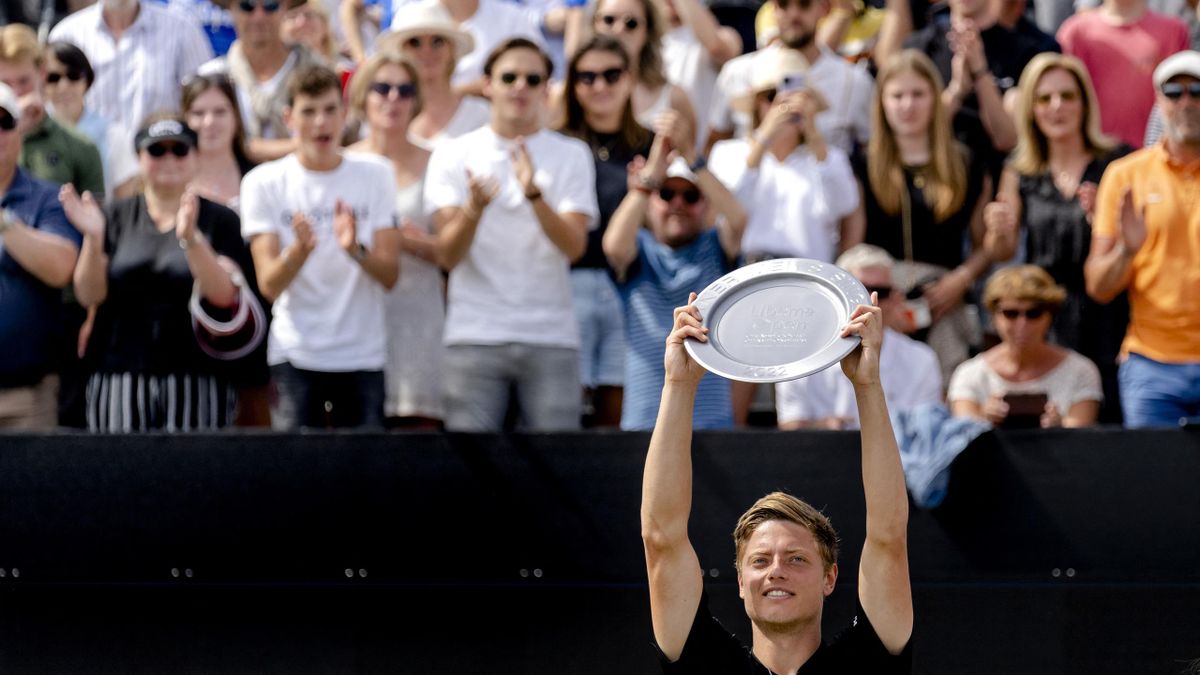 Egyszer majdnem abbahagyta, most készülhet Wimbledonra – Tim van Rijthoven útja a tenisz elitjébe