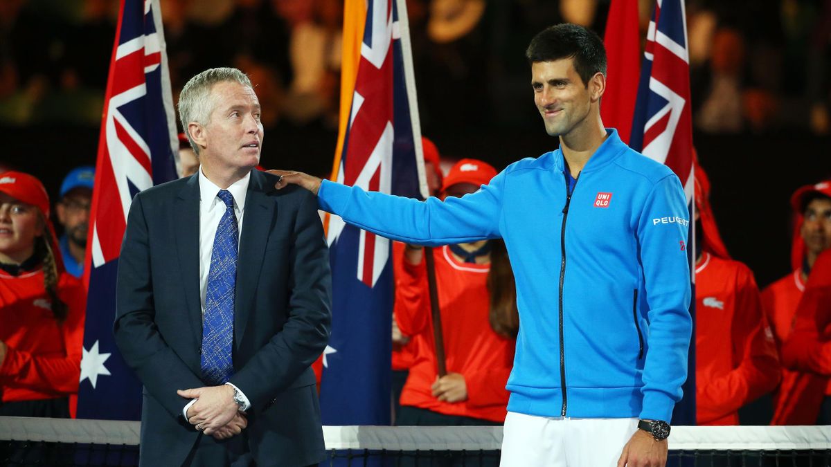 Turnierdirektor Craig Tiley (l.) mit Novak Djokovic