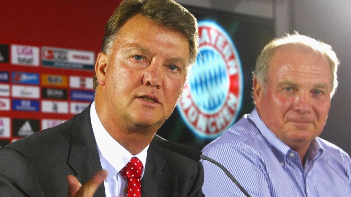 FC Bayern München | Uli Hoeneß lobt Ex-Trainer Louis van ...