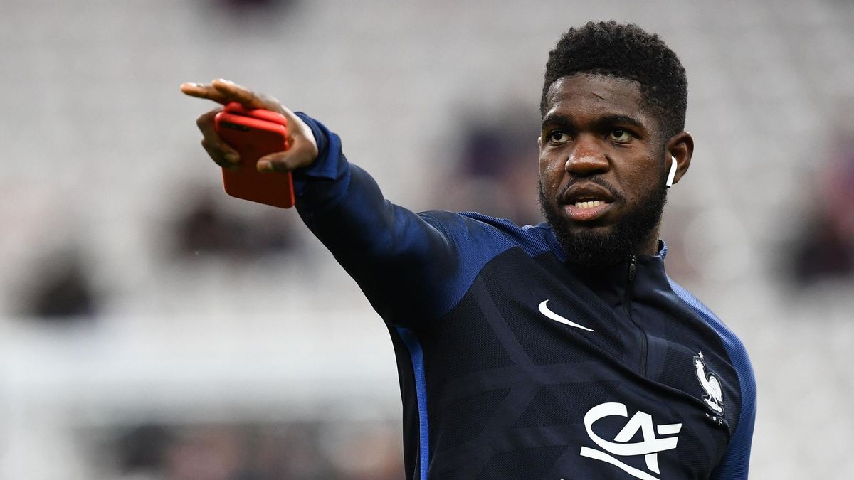 Qui mettre au côté d’Umtiti, la vraie question ? - Eurosport