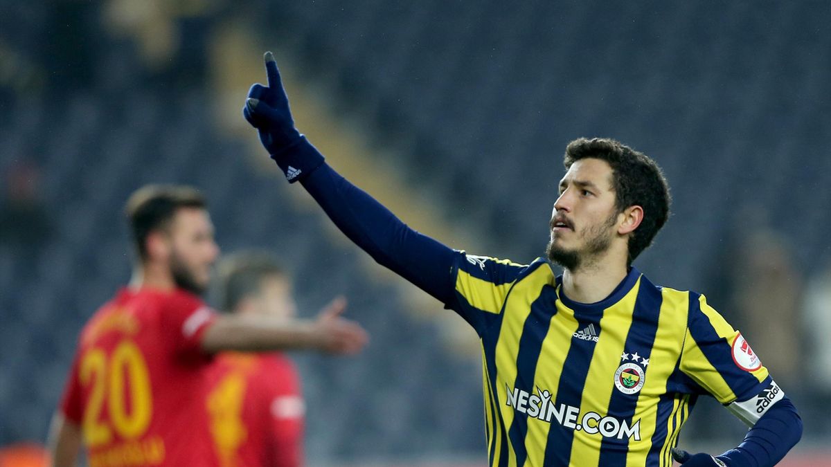 Fenerbahce Futbolcusu Salih Ucan Sampiyonluk Umudunu Koruyor Super Lig 2016 2017 Futbol Eurosport
