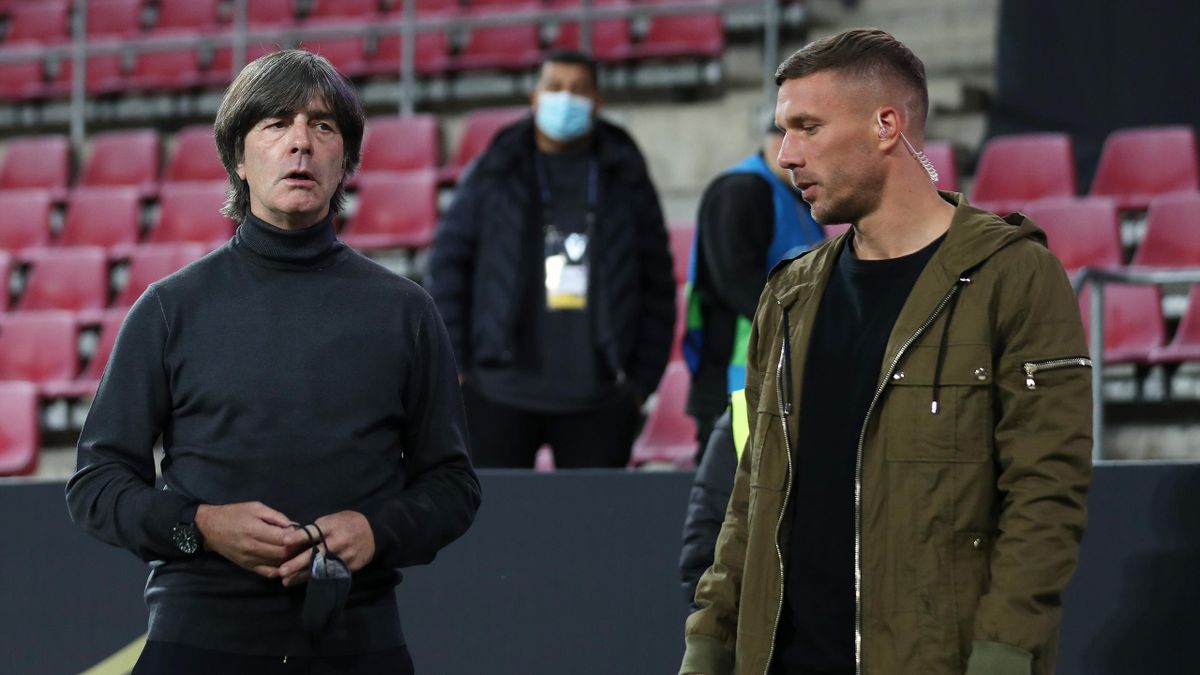 Em Lukas Podolski Kritisiert Dfb Team Nach Ausscheiden Gegen England Wirkte Alles So Trostlos Eurosport