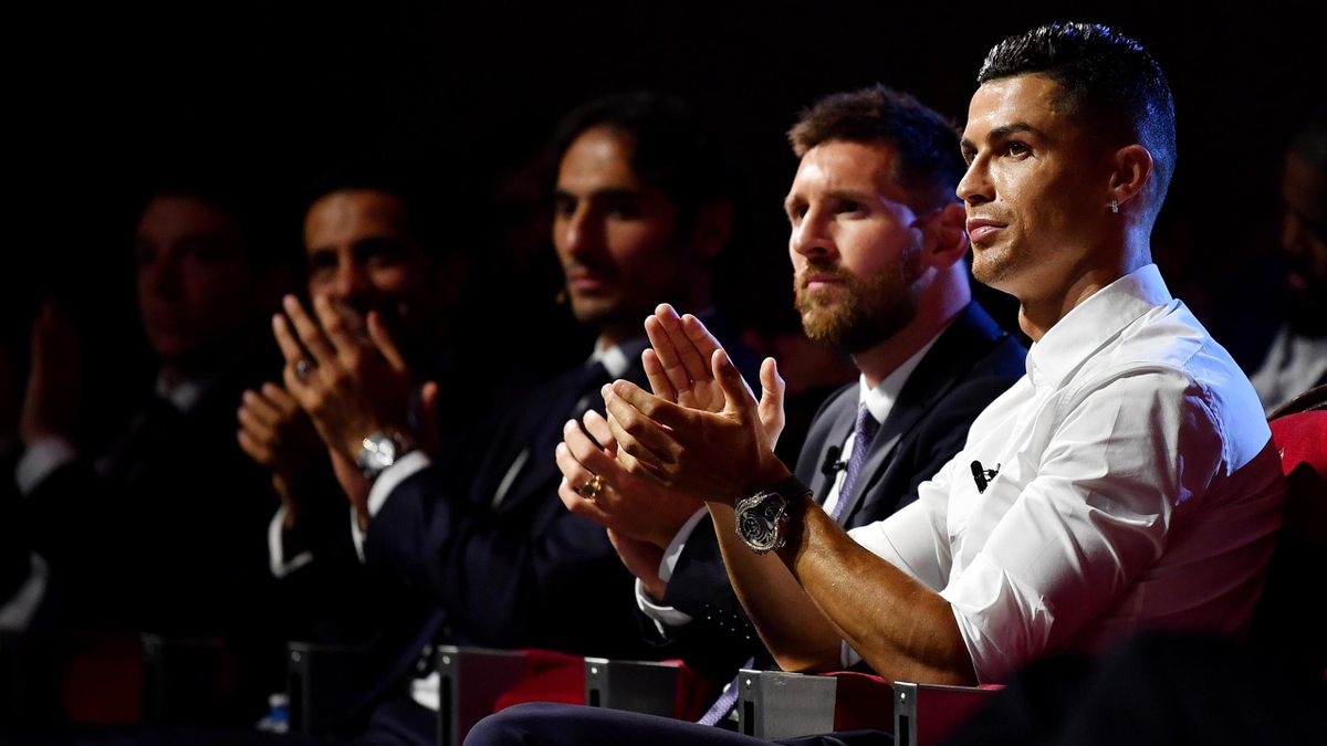 Krishtianu Ronaldu I Lionel Messi Mogut Vmeste Sygrat Za Pszh No Budet Uzhe Pozdno Eurosport