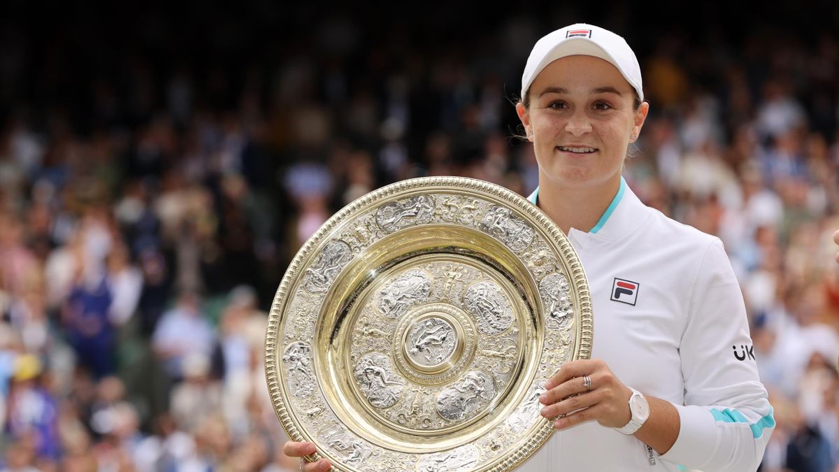 picture Ash Barty Wimbledon 2021 Outfit 2